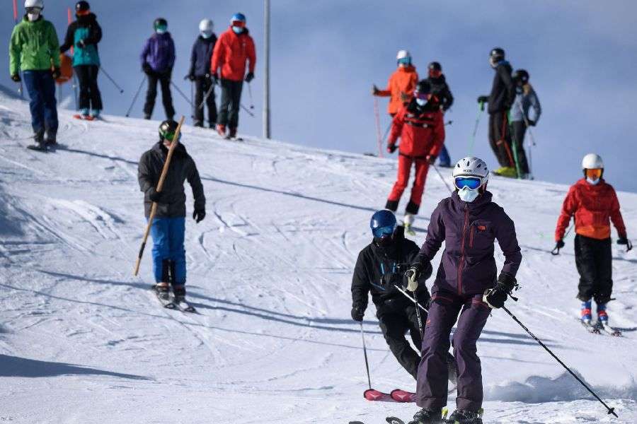 Echipament ski dama, barbati și copii ⛷️ fundu-moldovei.ro